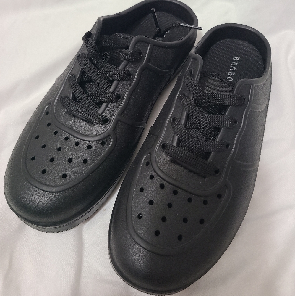 Bamboo Black Mule Zora-01 Womens Sz 7